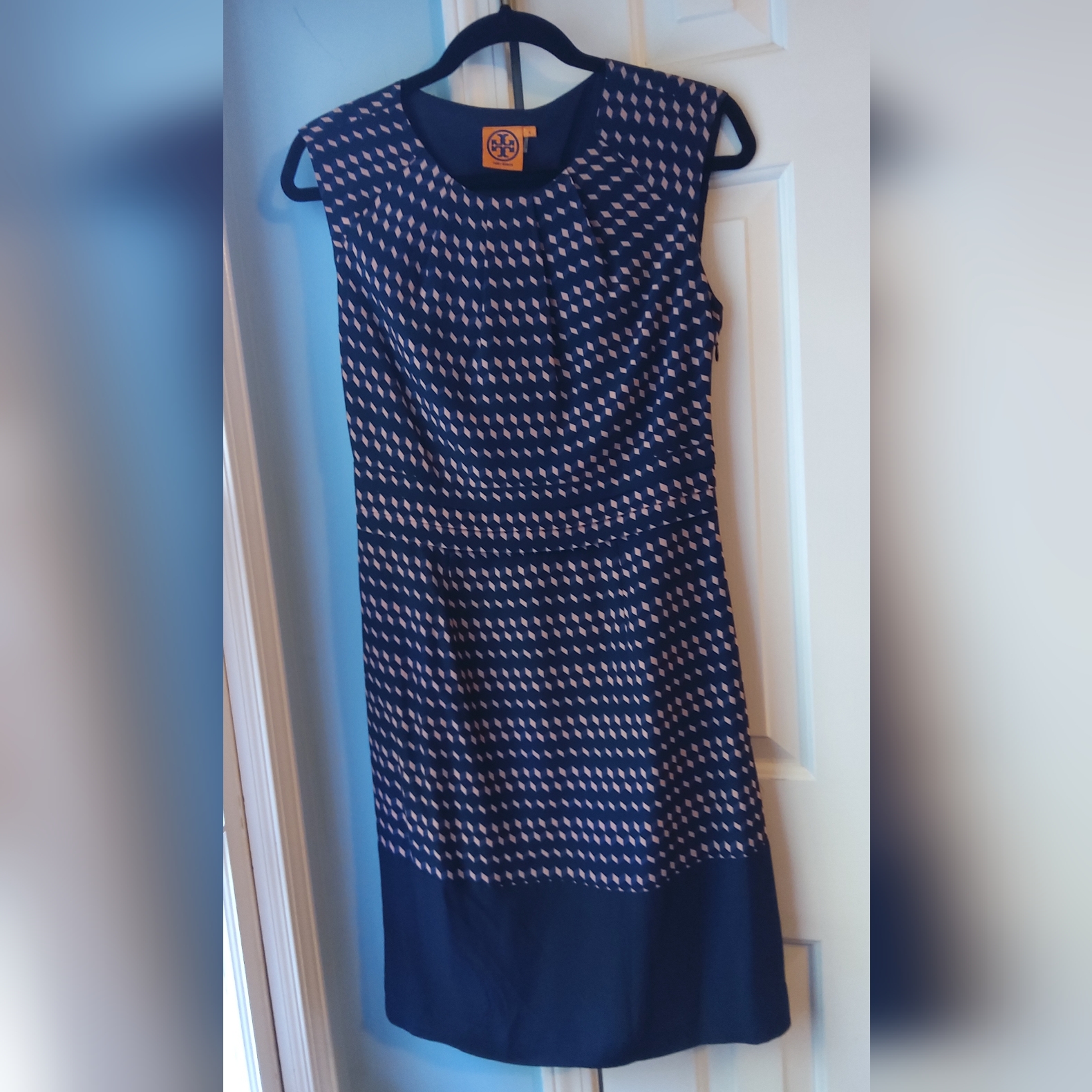 Tory Burchnwotsilk Navy & Cream Sleeveless Dress